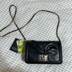 Badgley Mischka brand new black purse